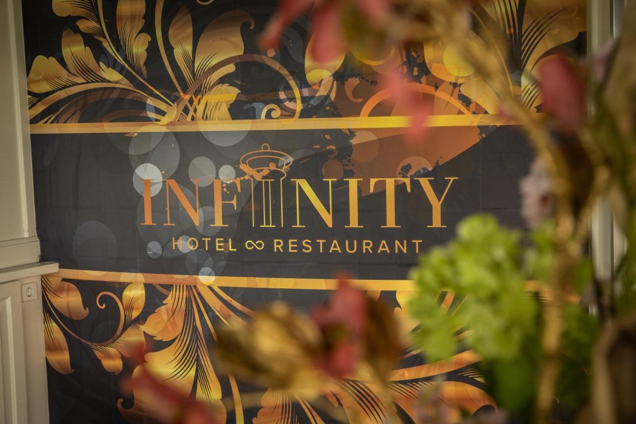 Hotel & Restaurant Infinity Lichtmis エクステリア 写真